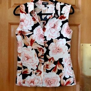 Express sleeveless portofino blouse